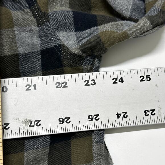 American Worker Flannel Shirt Men Size L Gray Green Buffalo Plaid Button Up - Picture 8 of 8